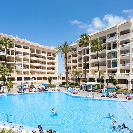 Wonderful 2 Bedroom Location *