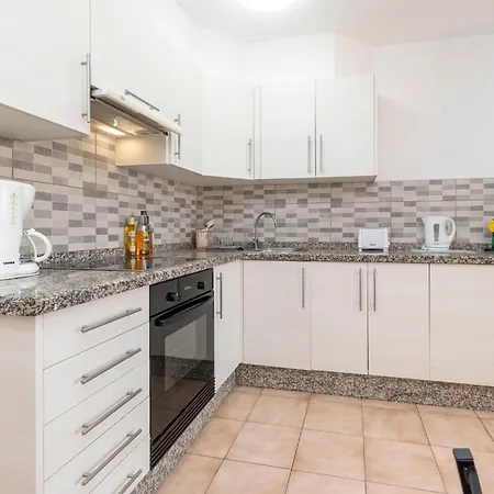 דירה Wonderful 2 Bedroom Location